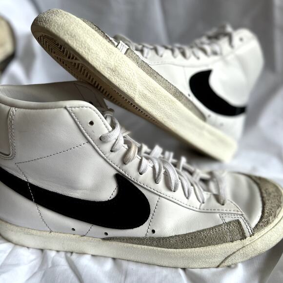 Nike Blazer Mid '77 Vintage Sneakers – Men's Size 10 – White/Black – Pre-Owned - Picture 2 of 12
